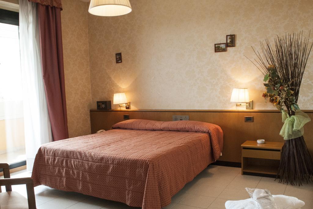 Le Gronde Hotel Cava Manara Quarto foto